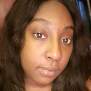 Meet your Posher, Akima